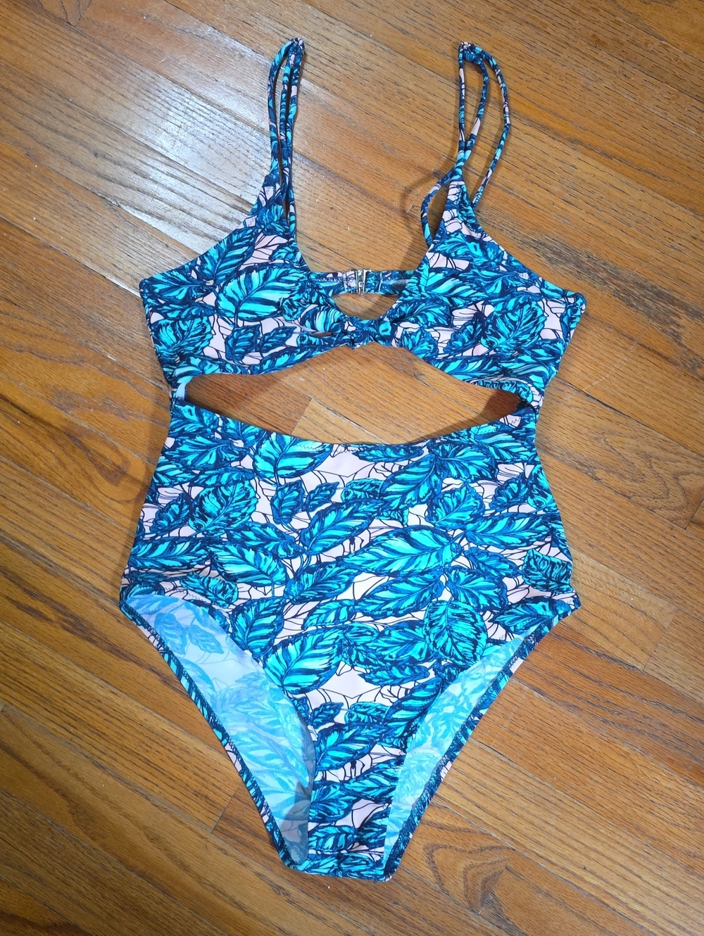 Cupshe Teal and Light Pink Leaf-Print One-Piece Size M NWT